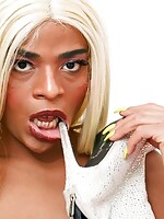 hard dick shemales