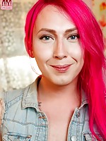 teen shemales pics